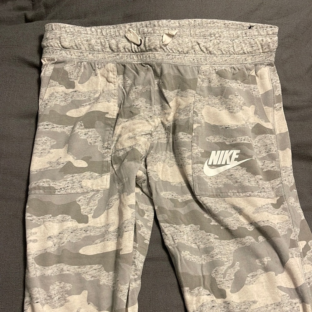 Nike Capri Sweatpants